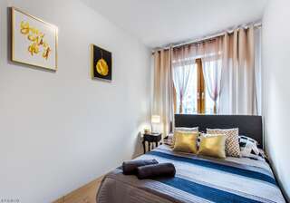 Гостевой дом ClickTheFlat Sienna Street Apart Rooms Варшава Двухместный номер с 1 кроватью и общей ванной комнатой-3